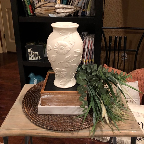 Lenox Porcelain Vase - Picture 1 of 4